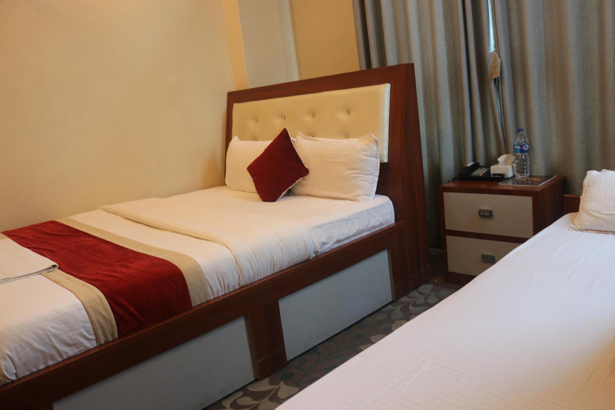 Hotel Tiktok Katmandu Kültér fotó